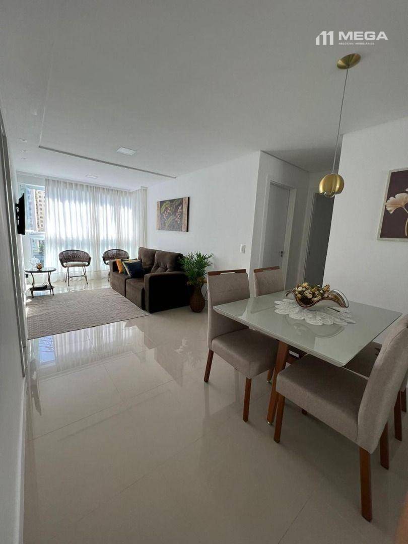 Apartamento à venda com 2 quartos, 65m² - Foto 2