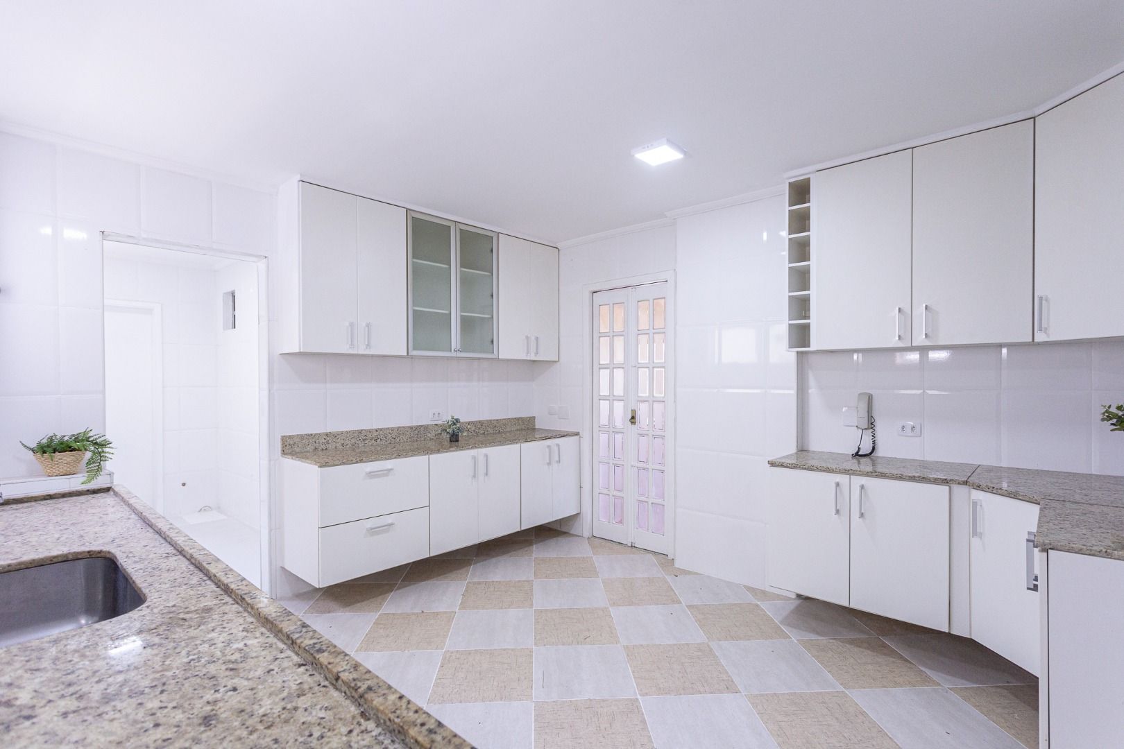 Apartamento à venda com 3 quartos, 73m² - Foto 14