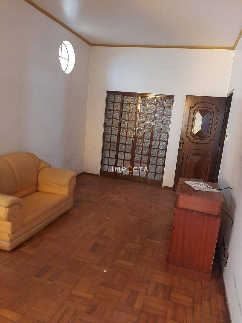 Casa à venda com 3 quartos, 210m² - Foto 13