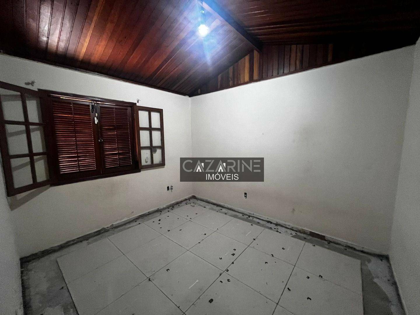 Casa à venda e aluguel com 3 quartos, 200m² - Foto 18