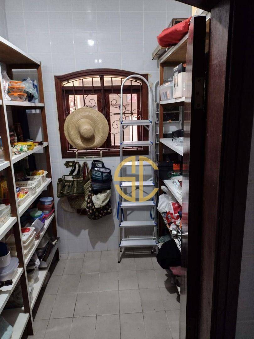 Sobrado à venda com 5 quartos, 380m² - Foto 14