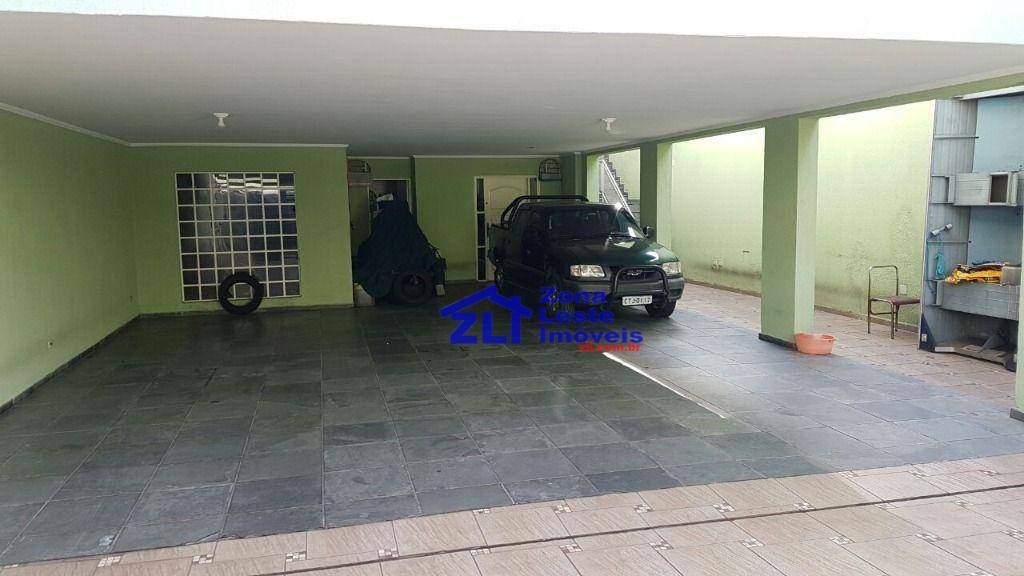 Casa à venda com 4 quartos, 250m² - Foto 16