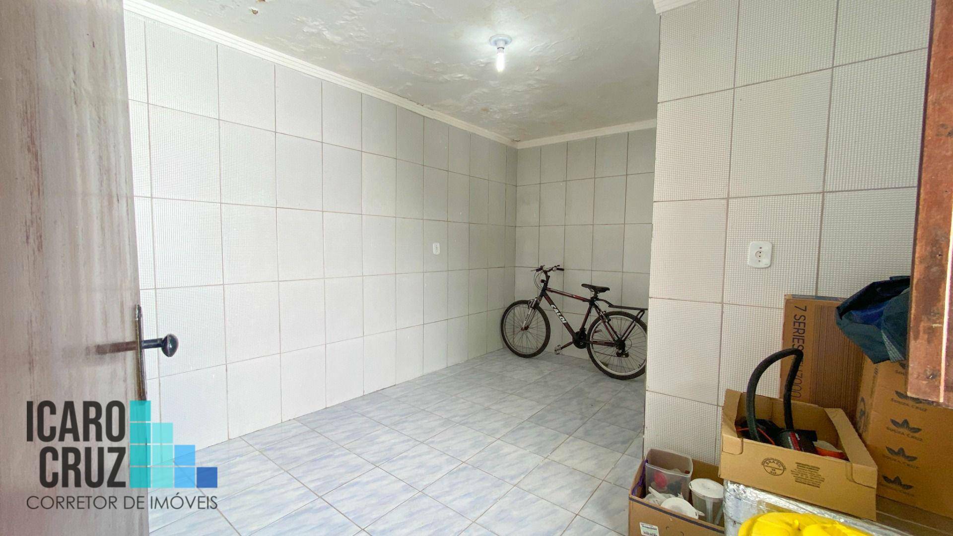 Casa à venda com 5 quartos, 220m² - Foto 5