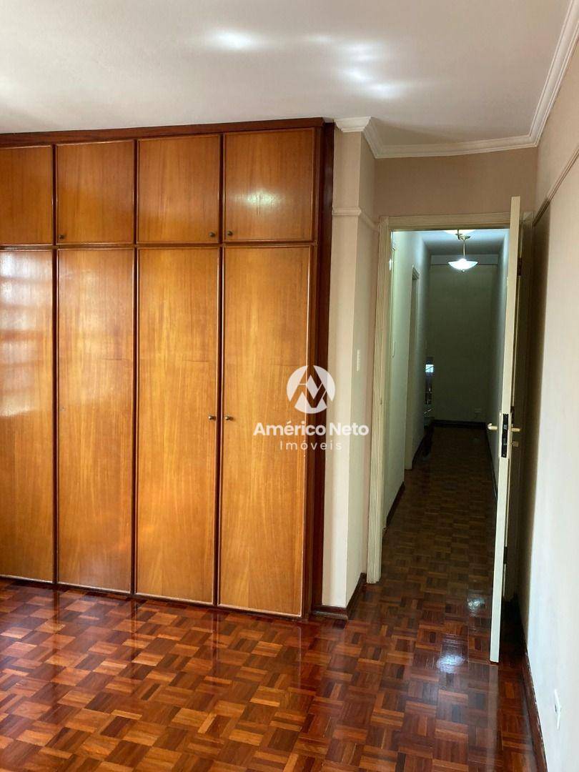 Casa à venda com 3 quartos, 230m² - Foto 34