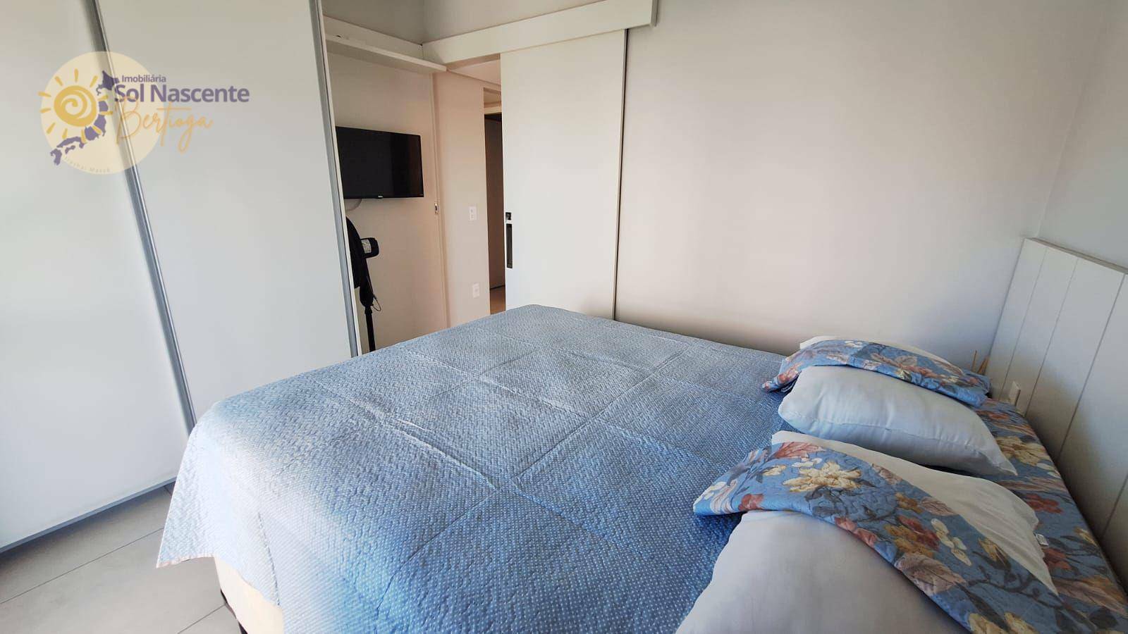 Apartamento à venda com 3 quartos, 95m² - Foto 2