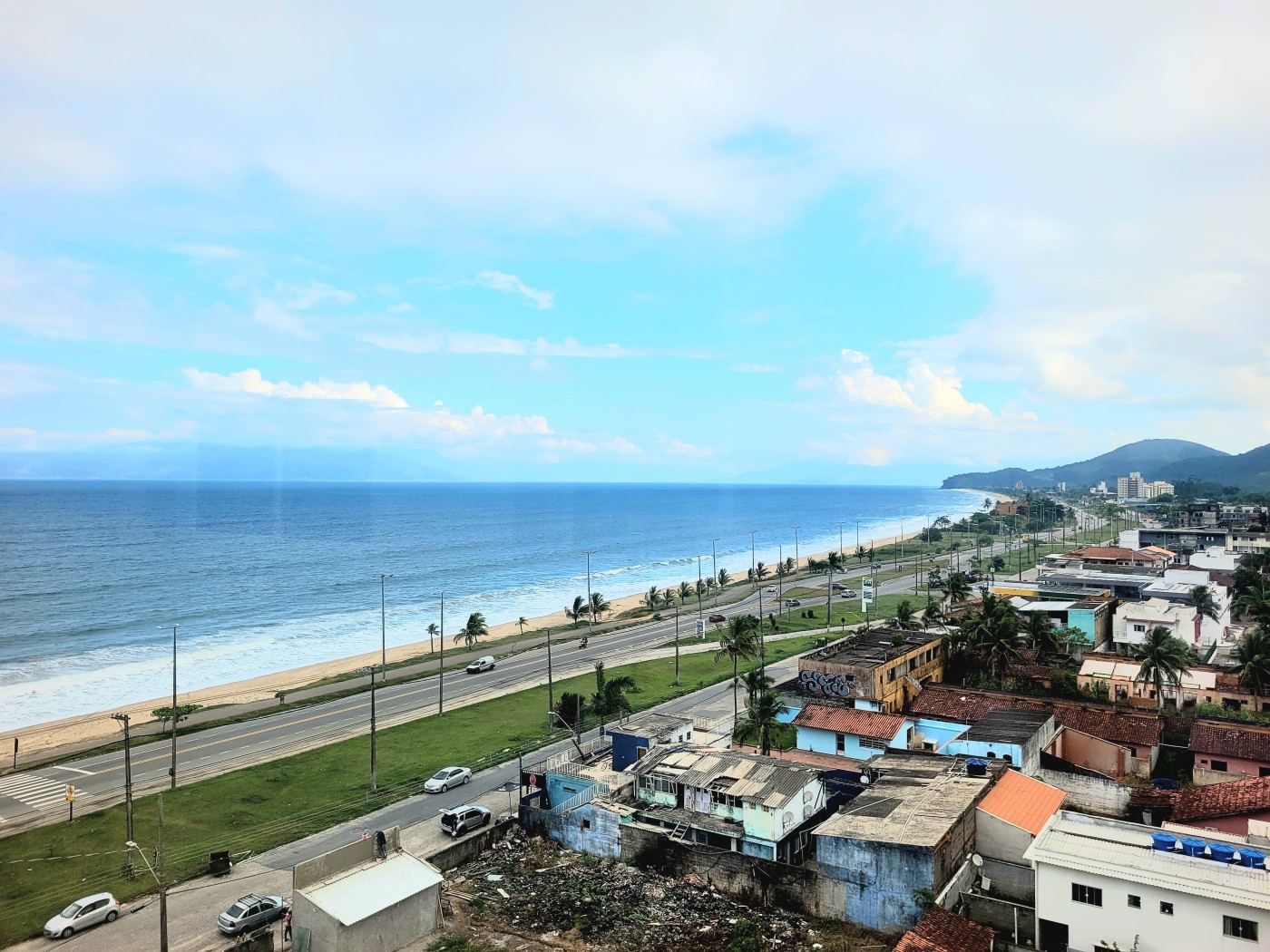 Apartamento à venda com 3 quartos, 99m² - Foto 2