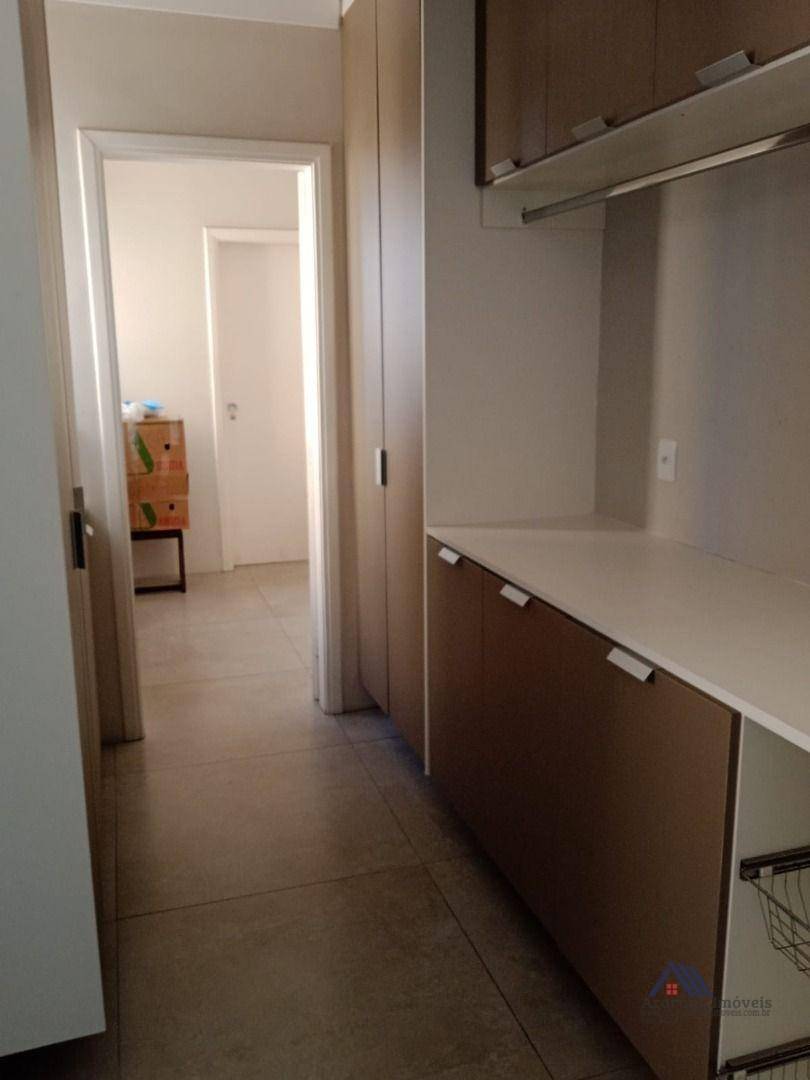 Apartamento à venda com 3 quartos, 320m² - Foto 6