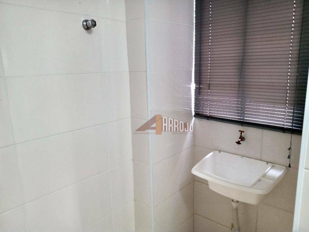 Apartamento para alugar com 2 quartos, 38m² - Foto 18
