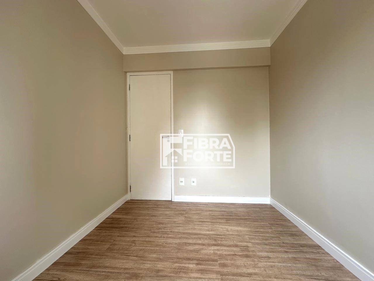 Apartamento à venda com 3 quartos, 75m² - Foto 22