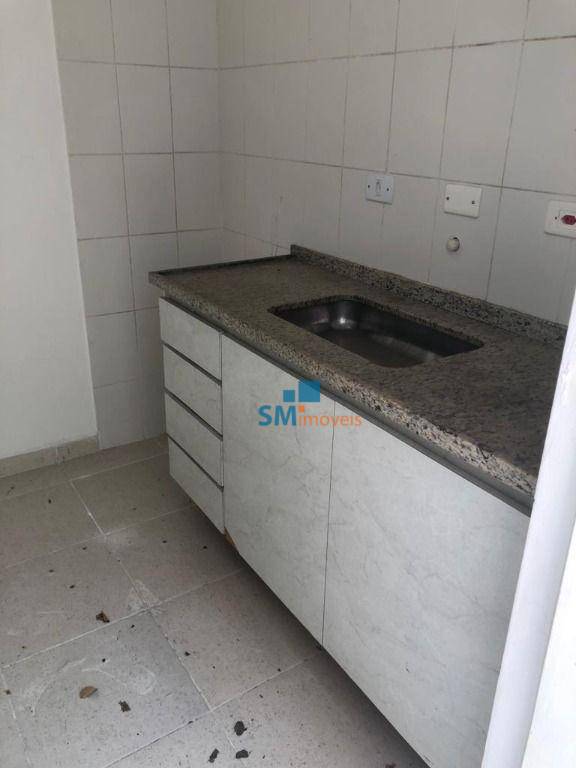 Sobrado à venda e aluguel com 3 quartos, 300m² - Foto 10