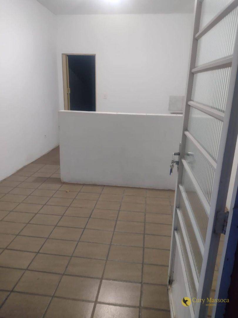 Kitnet e Studio à venda com 1 quarto, 700m² - Foto 2