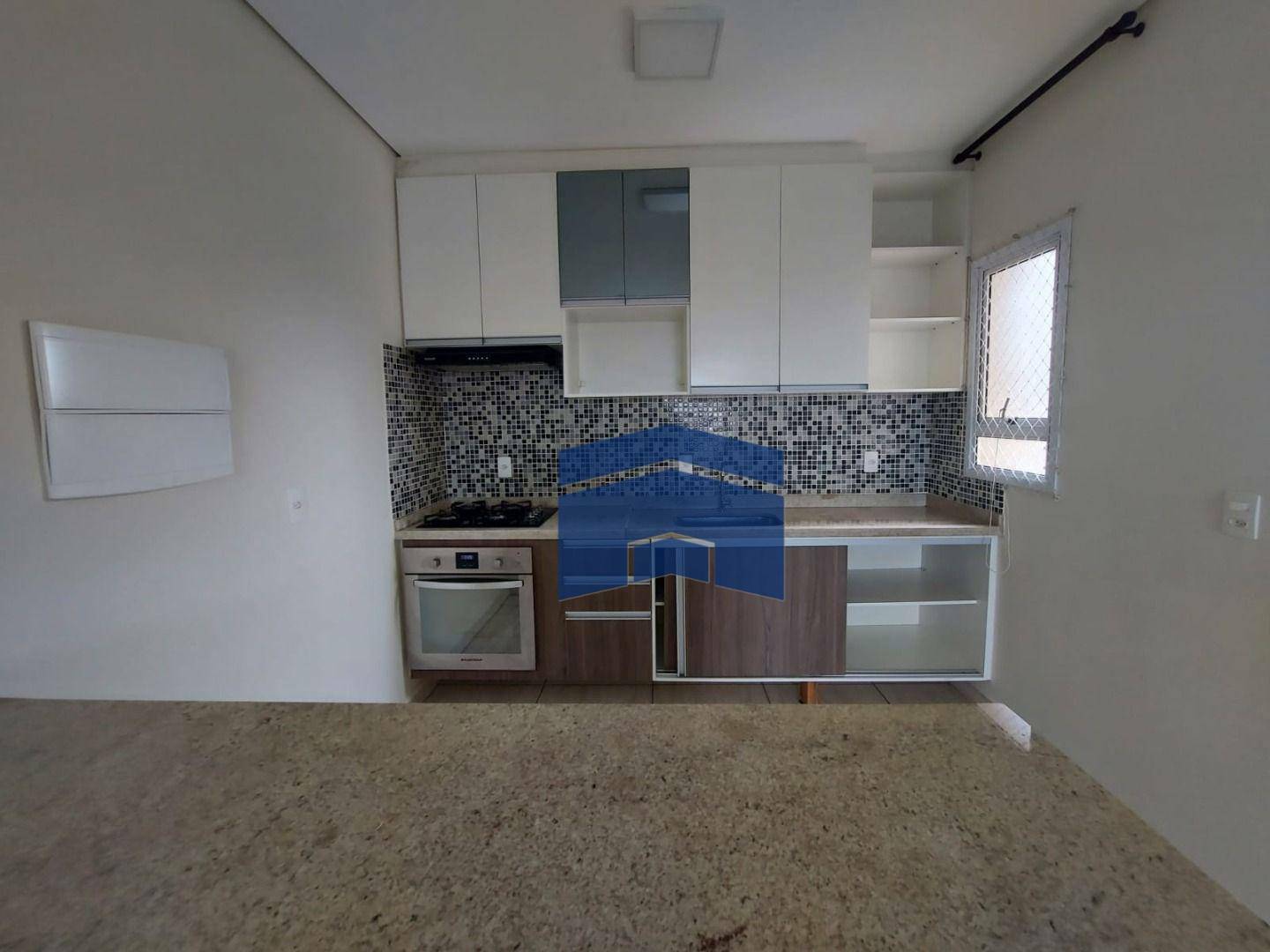 Apartamento à venda com 3 quartos, 86m² - Foto 2