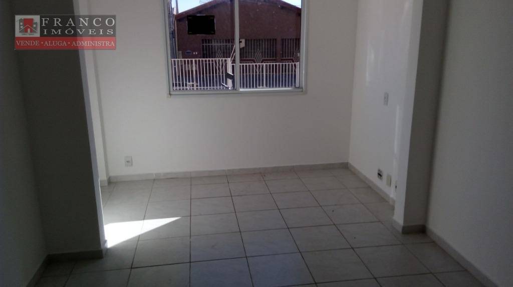 Apartamento à venda com 3 quartos, 60m² - Foto 20