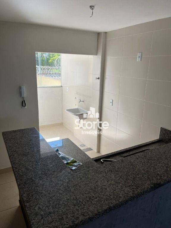 Apartamento à venda com 2 quartos, 69m² - Foto 3