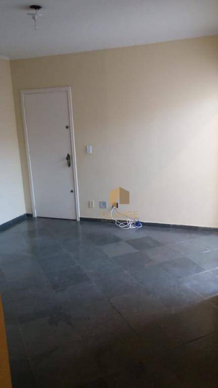 Apartamento à venda com 2 quartos, 52m² - Foto 2