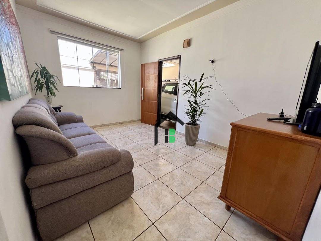 Casa, 4 quartos, 121 m² - Foto 4