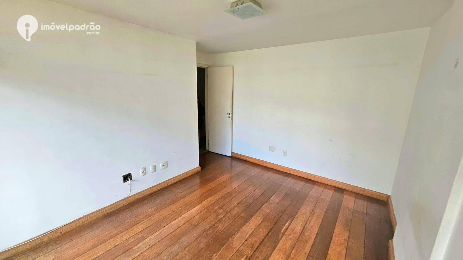 Apartamento à venda e aluguel com 3 quartos, 220m² - Foto 7