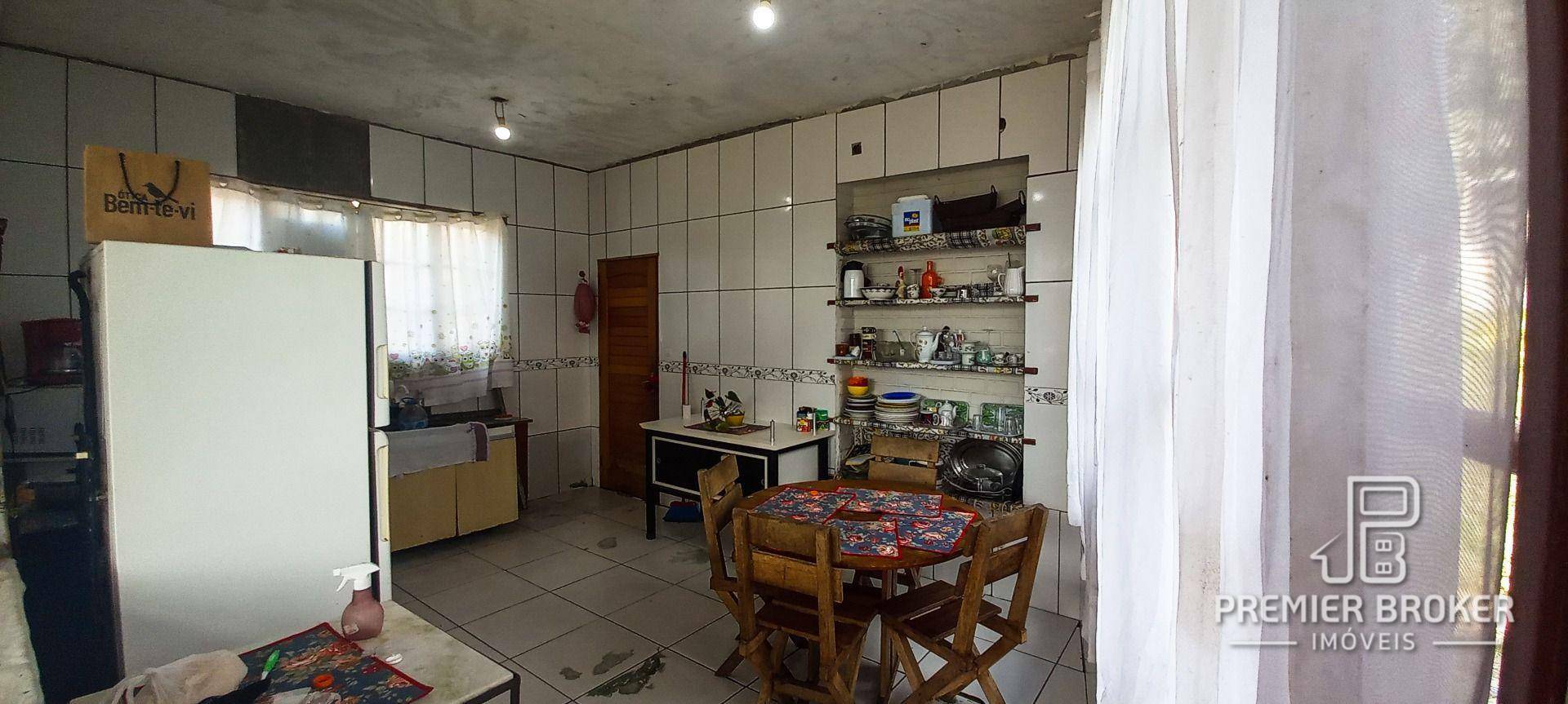 Casa à venda com 3 quartos, 244m² - Foto 12