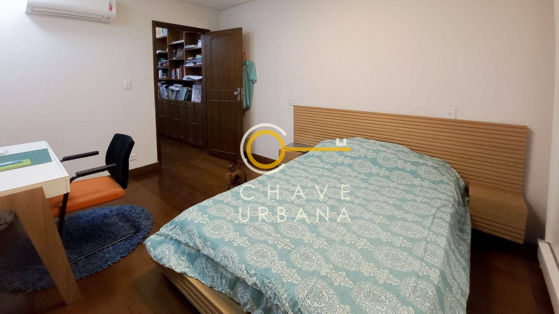 Apartamento à venda com 3 quartos, 189m² - Foto 32