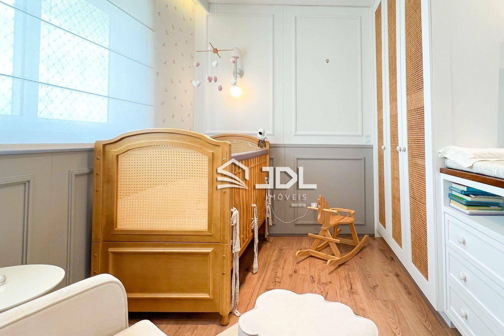 Apartamento à venda com 3 quartos, 136m² - Foto 11