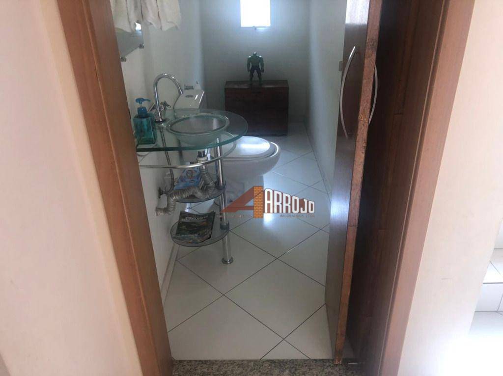 Sobrado à venda com 4 quartos, 132m² - Foto 16