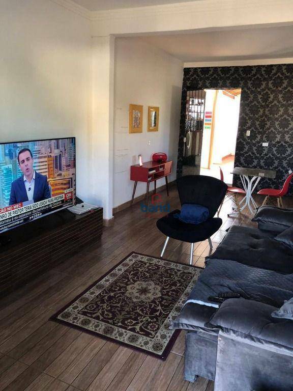 Casa à venda com 3 quartos, 450m² - Foto 32