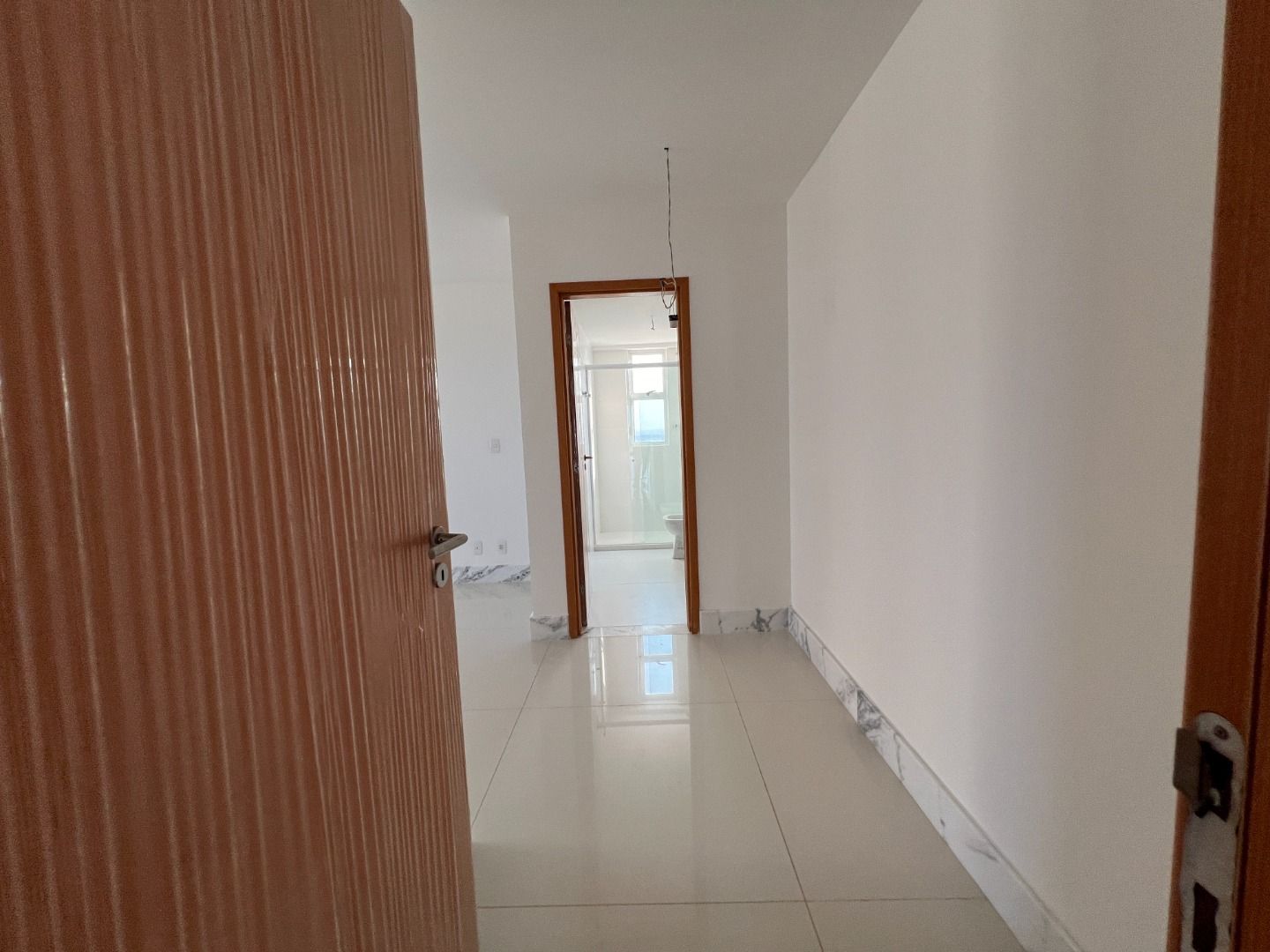 Apartamento à venda com 4 quartos, 335m² - Foto 19