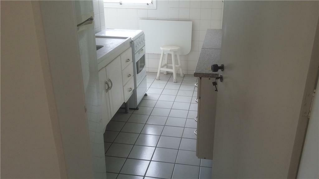 Apartamento à venda com 2 quartos, 50m² - Foto 14