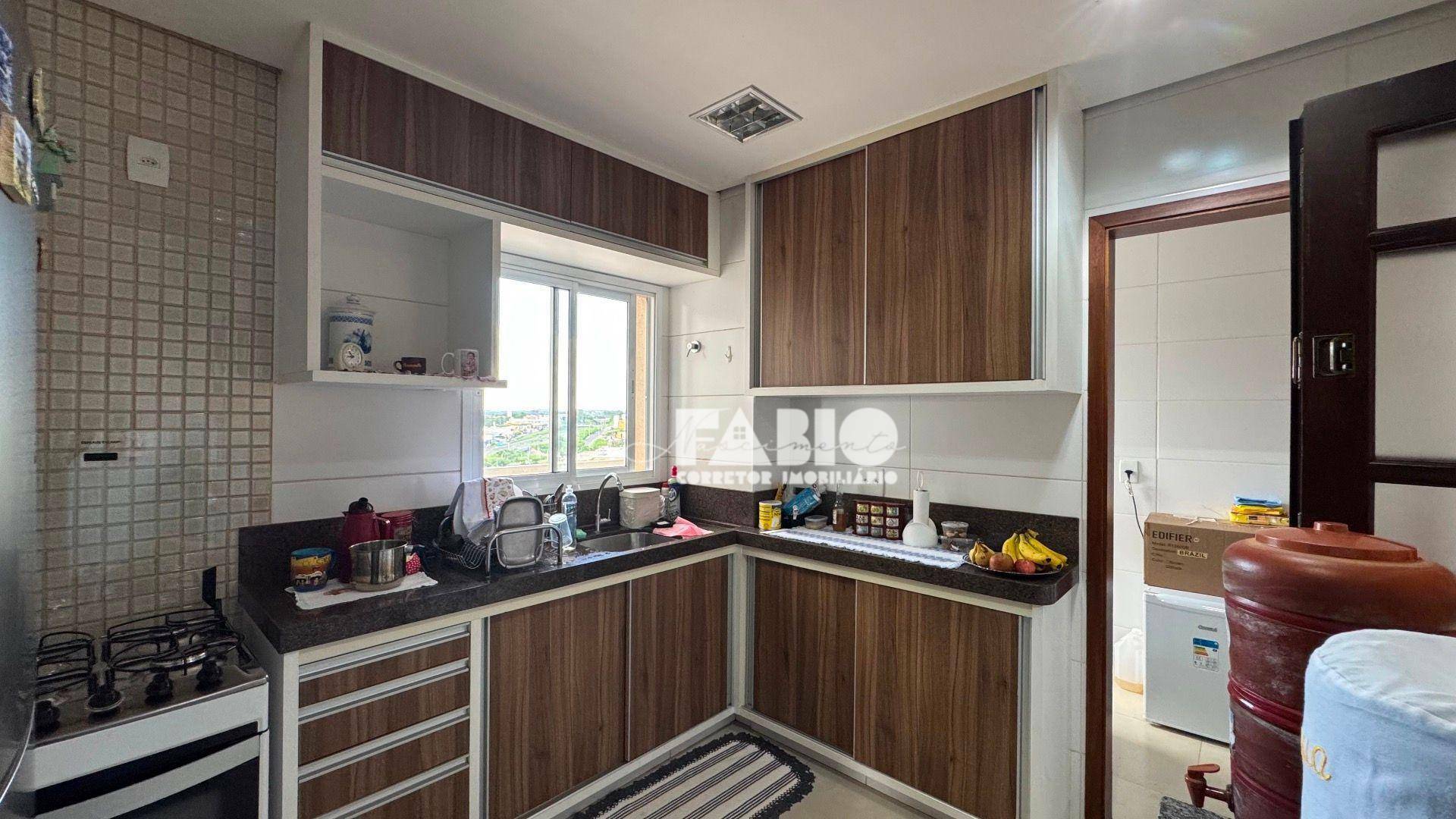 Apartamento à venda com 3 quartos, 98m² - Foto 6