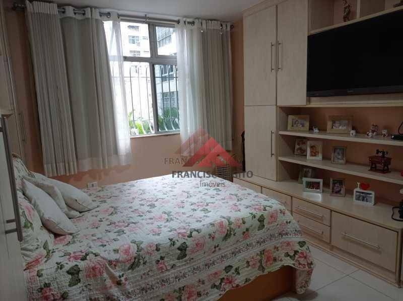 Apartamento à venda com 3 quartos, 220m² - Foto 13