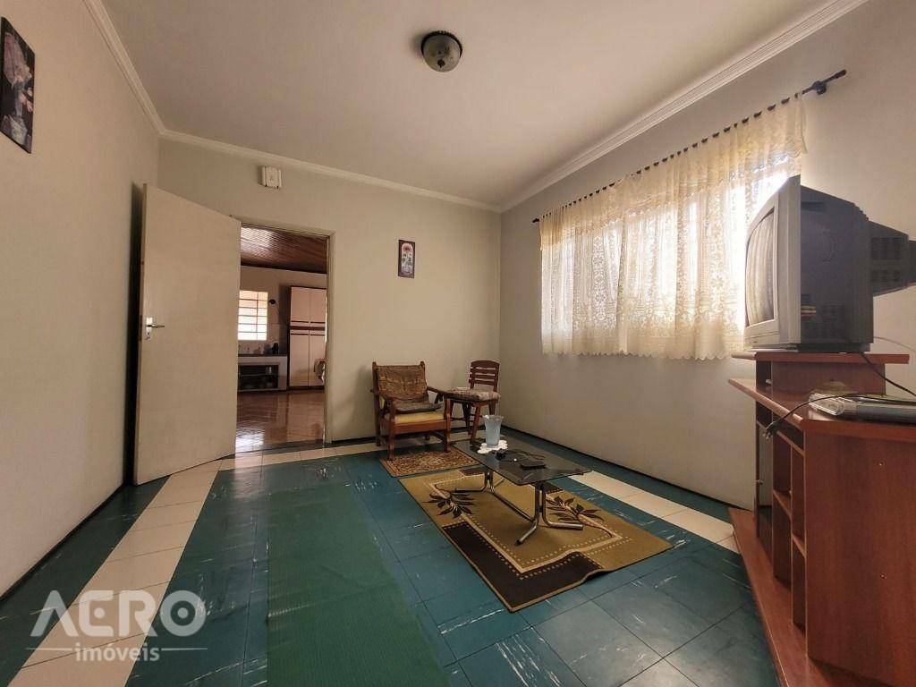 Casa à venda com 3 quartos, 184m² - Foto 30