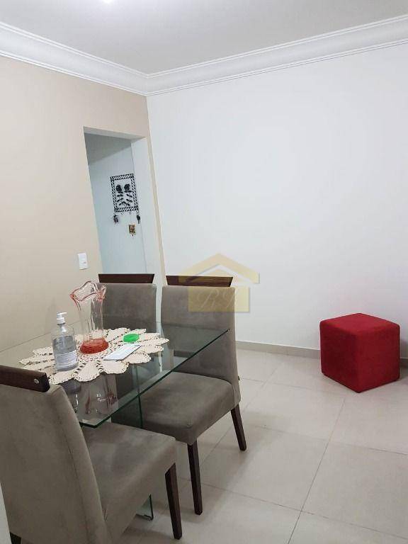 Apartamento à venda com 2 quartos, 67m² - Foto 2