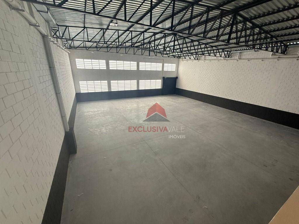 Depósito-Galpão-Armazém para alugar, 590m² - Foto 2