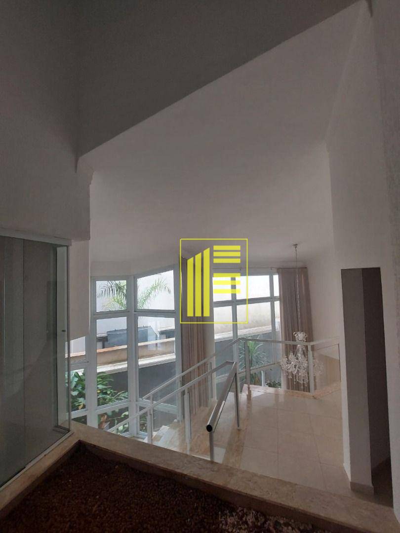Casa de Condomínio para alugar com 5 quartos, 430m² - Foto 33