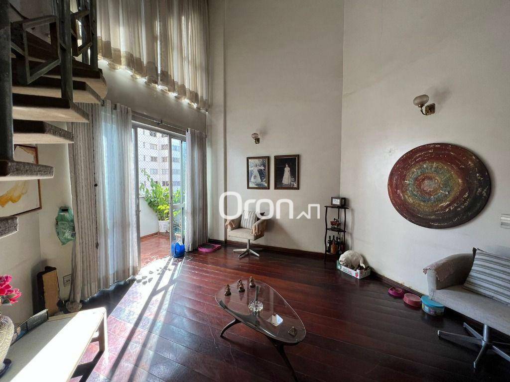 Apartamento à venda com 4 quartos, 214m² - Foto 2