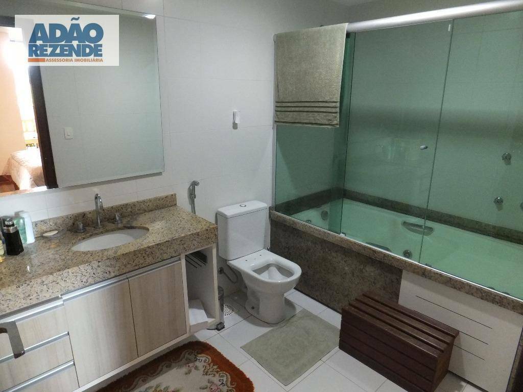 Cobertura à venda com 3 quartos, 225m² - Foto 8