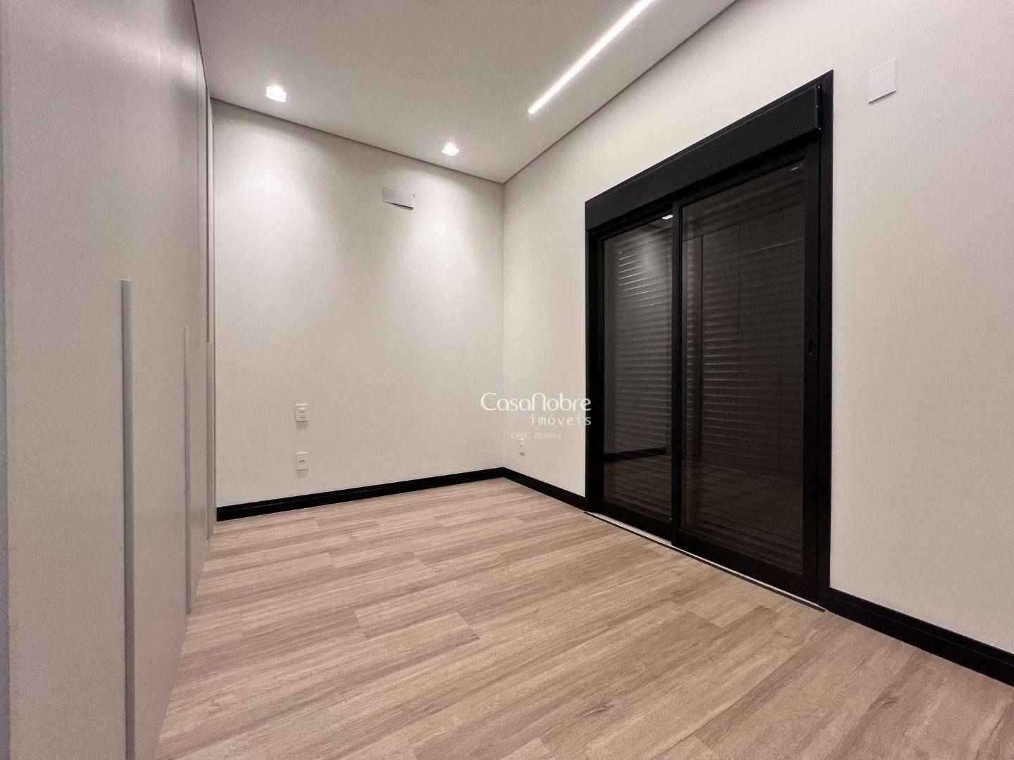 Casa de Condomínio à venda com 3 quartos, 310m² - Foto 37