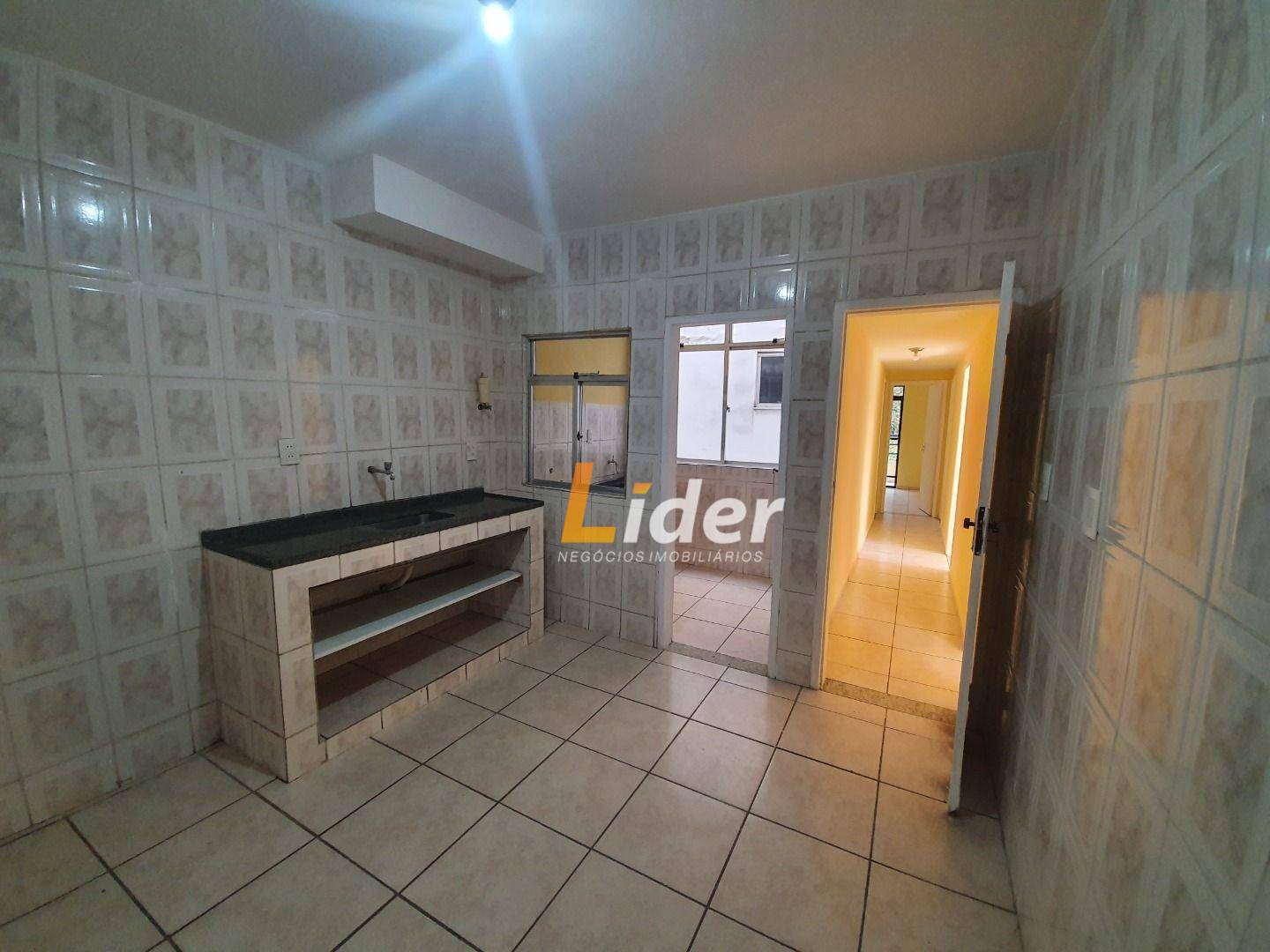 Apartamento para alugar com 3 quartos, 90m² - Foto 18