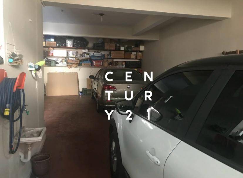 Sobrado à venda com 5 quartos, 210m² - Foto 2