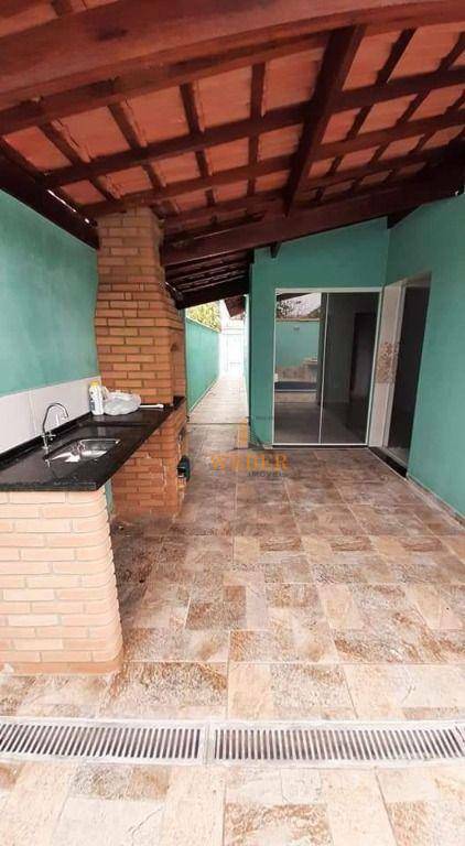 Casa à venda com 2 quartos, 68m² - Foto 8