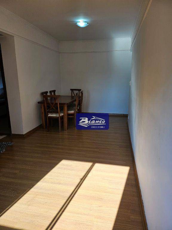 Apartamento à venda com 2 quartos, 62m² - Foto 9