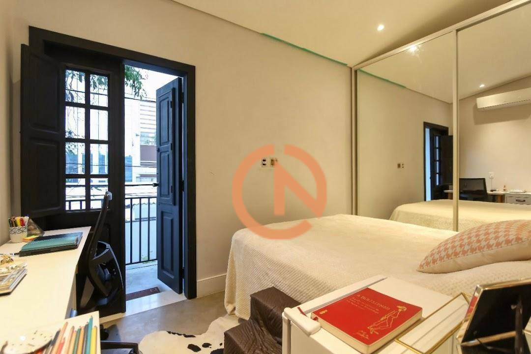 Casa à venda com 2 quartos, 102m² - Foto 11
