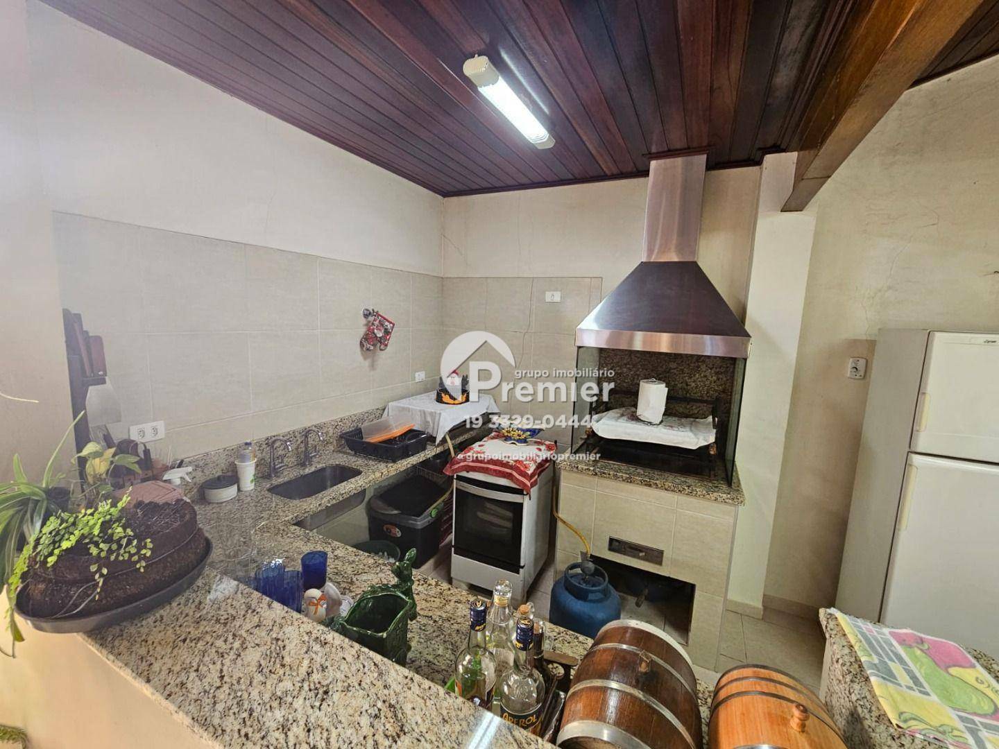 Casa à venda com 3 quartos, 200m² - Foto 15