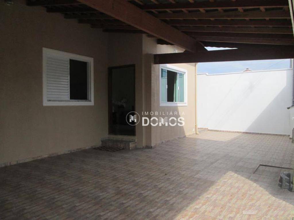 Casa à venda com 3 quartos, 200m² - Foto 3