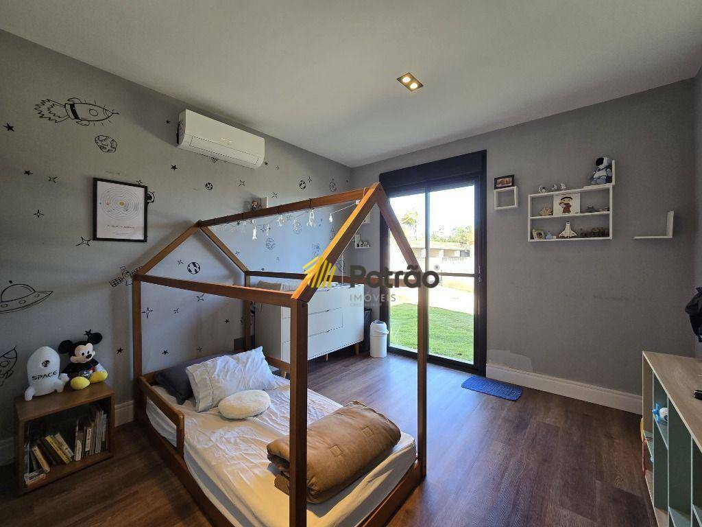 Casa de Condomínio à venda com 3 quartos, 435m² - Foto 19