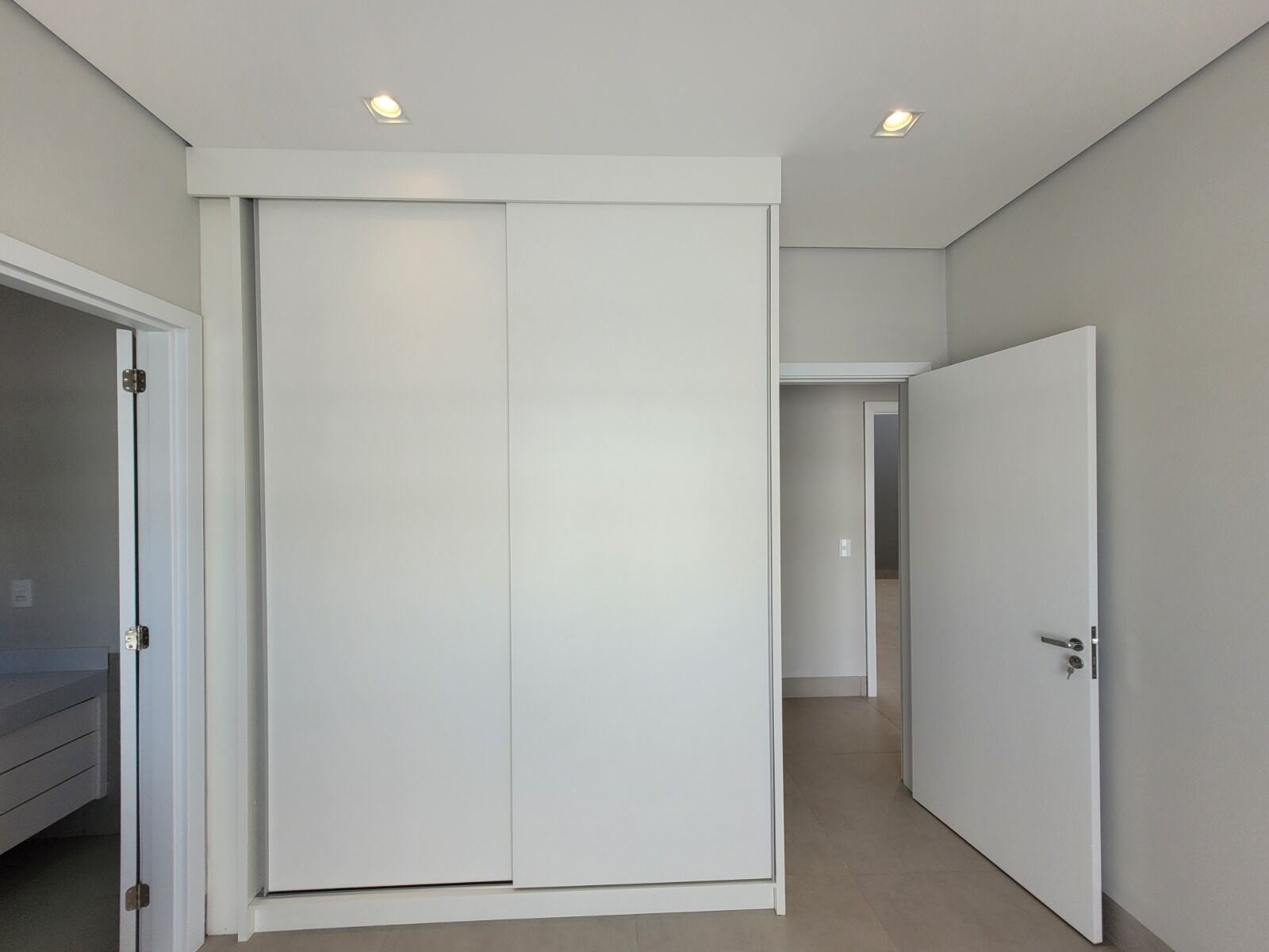 Casa à venda com 3 quartos, 200m² - Foto 17