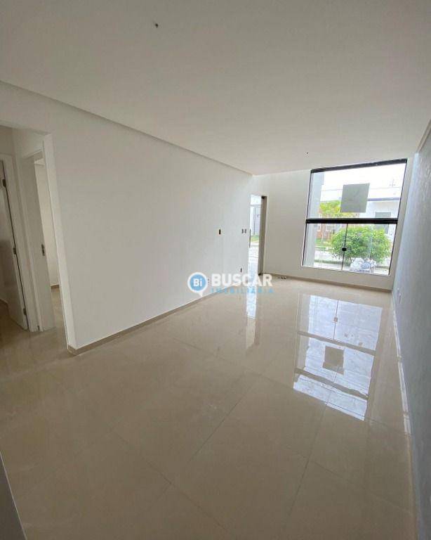 Casa à venda com 3 quartos, 66m² - Foto 6