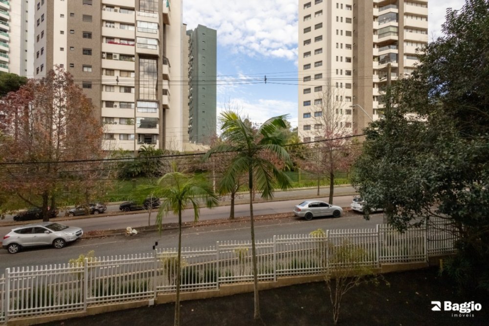 Apartamento à venda com 3 quartos, 91m² - Foto 9