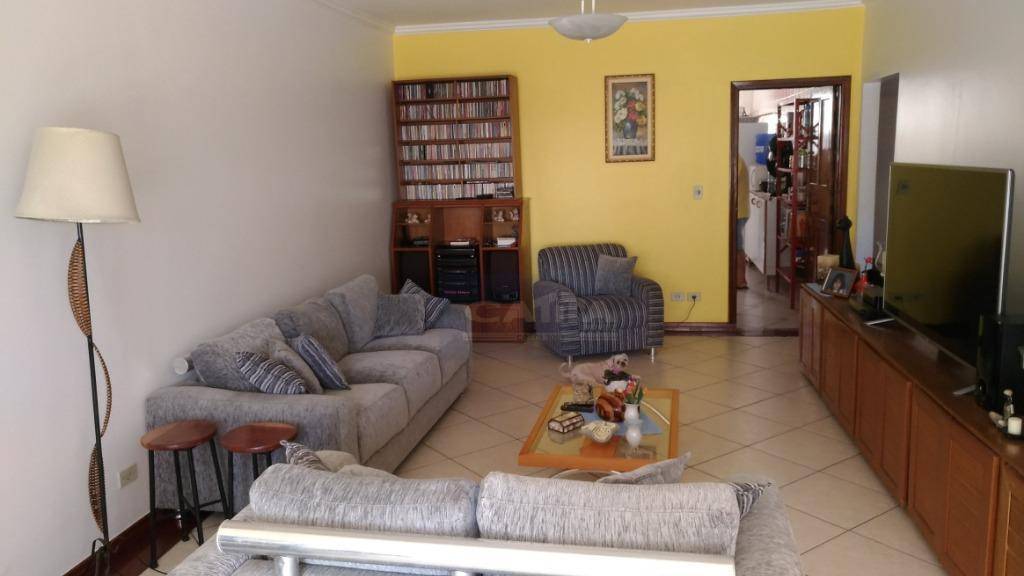 Casa à venda com 3 quartos, 240m² - Foto 5