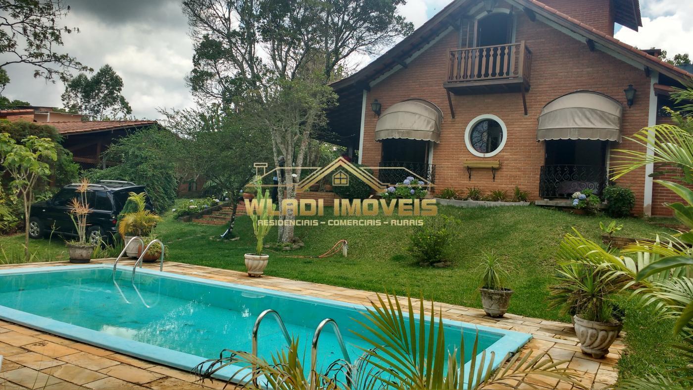 Casa de Condomínio à venda com 4 quartos, 320m² - Foto 1